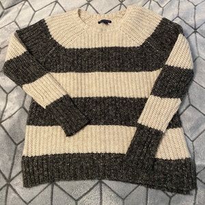 american eagle sweater